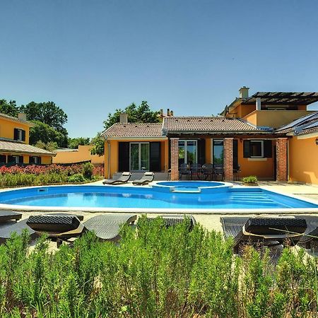 Villas Vea Histria Režanci Екстериор снимка