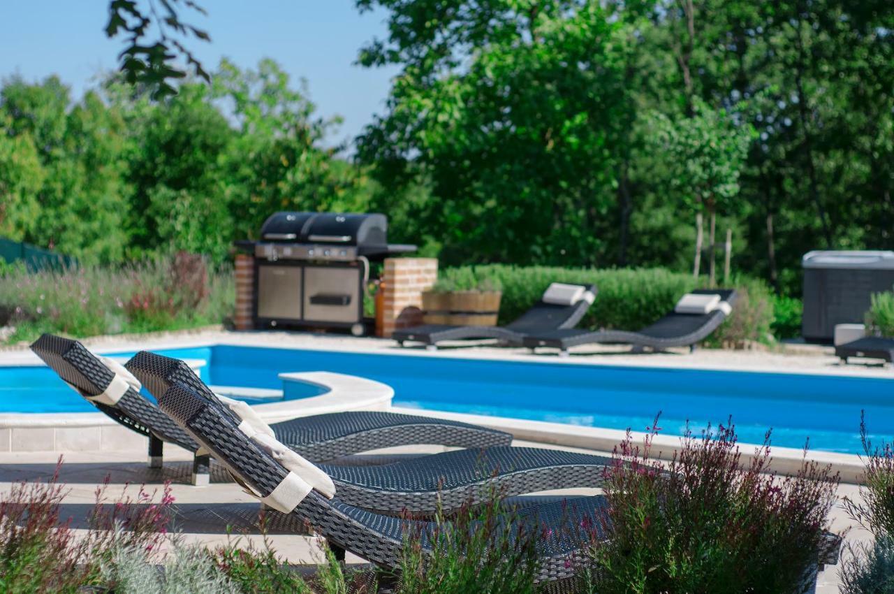 Villas Vea Histria Režanci Екстериор снимка