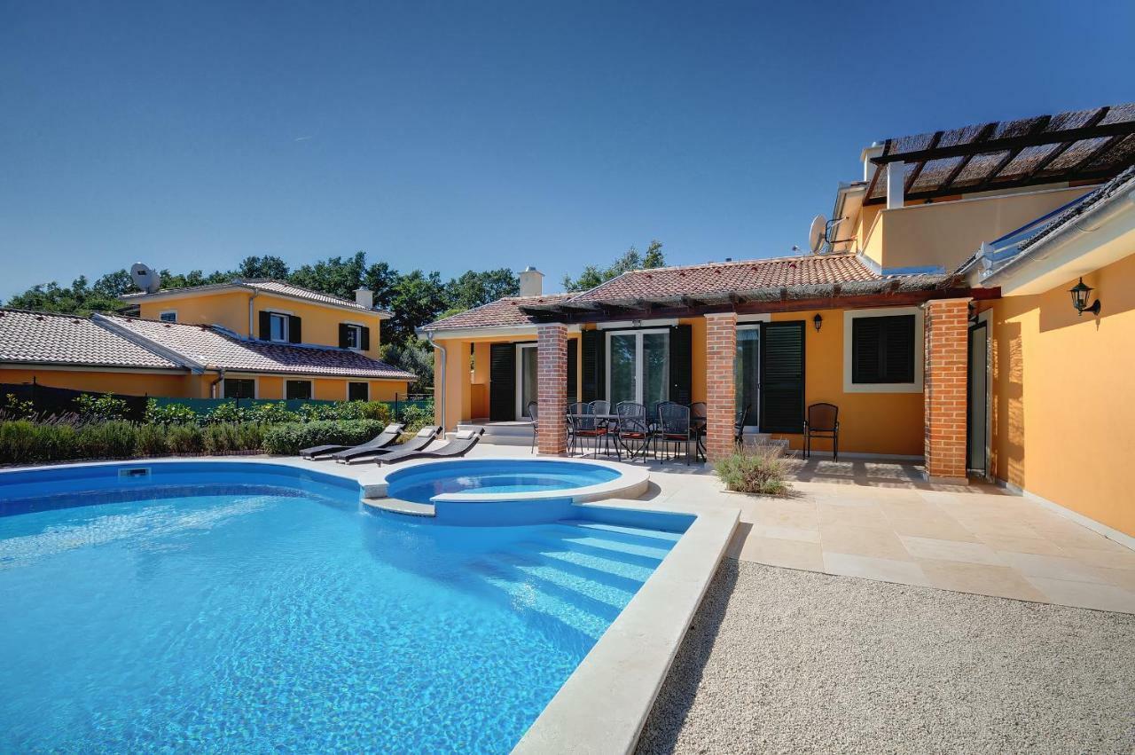 Villas Vea Histria Režanci Екстериор снимка