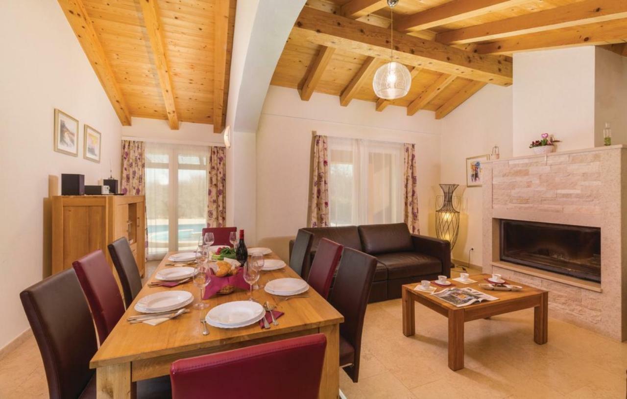 Villas Vea Histria Režanci Екстериор снимка