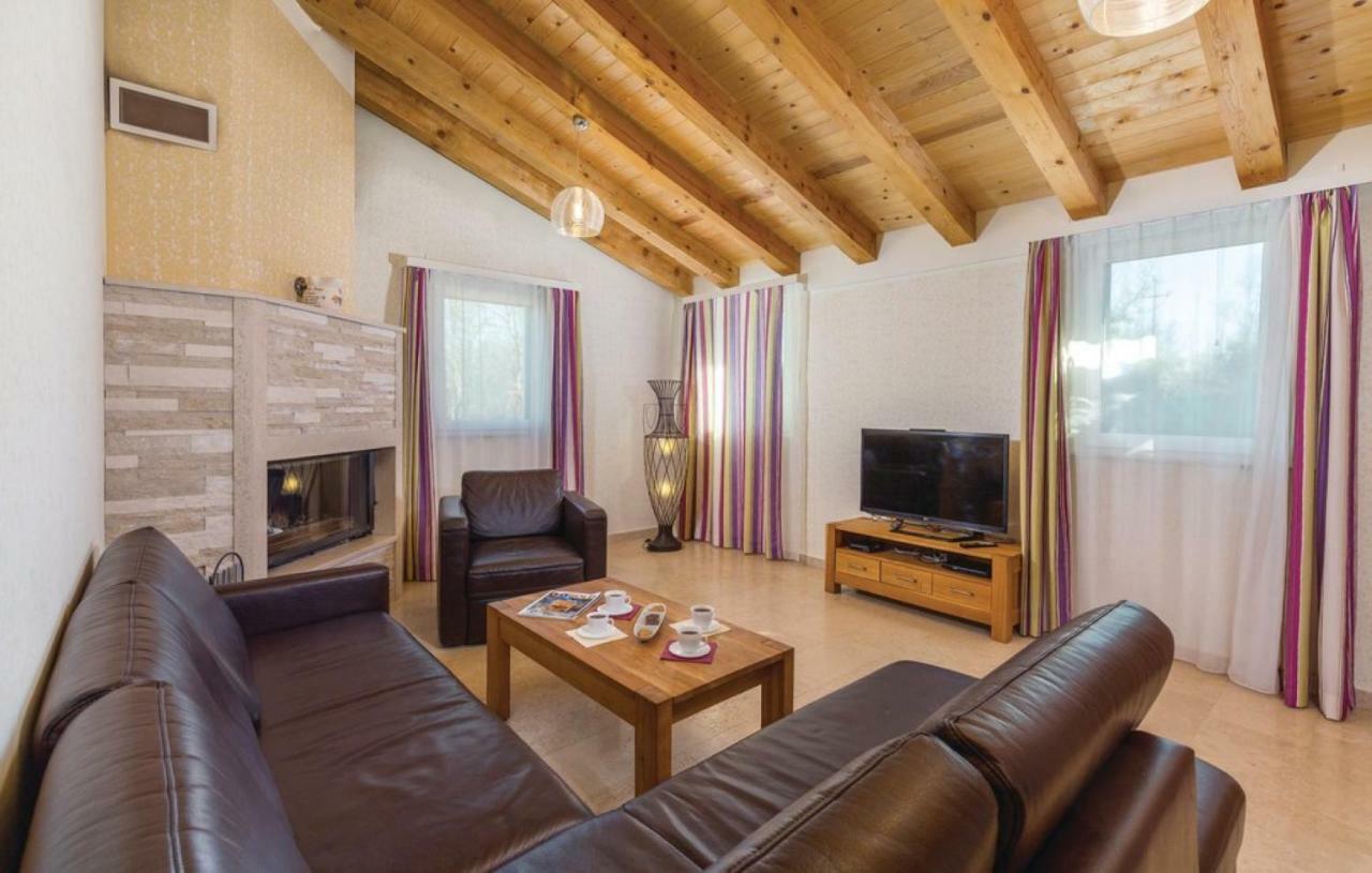 Villas Vea Histria Režanci Екстериор снимка