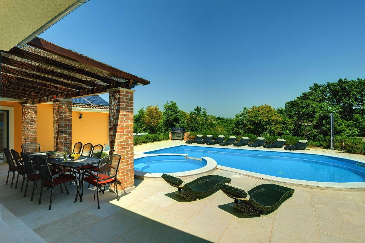 Villas Vea Histria Režanci Екстериор снимка