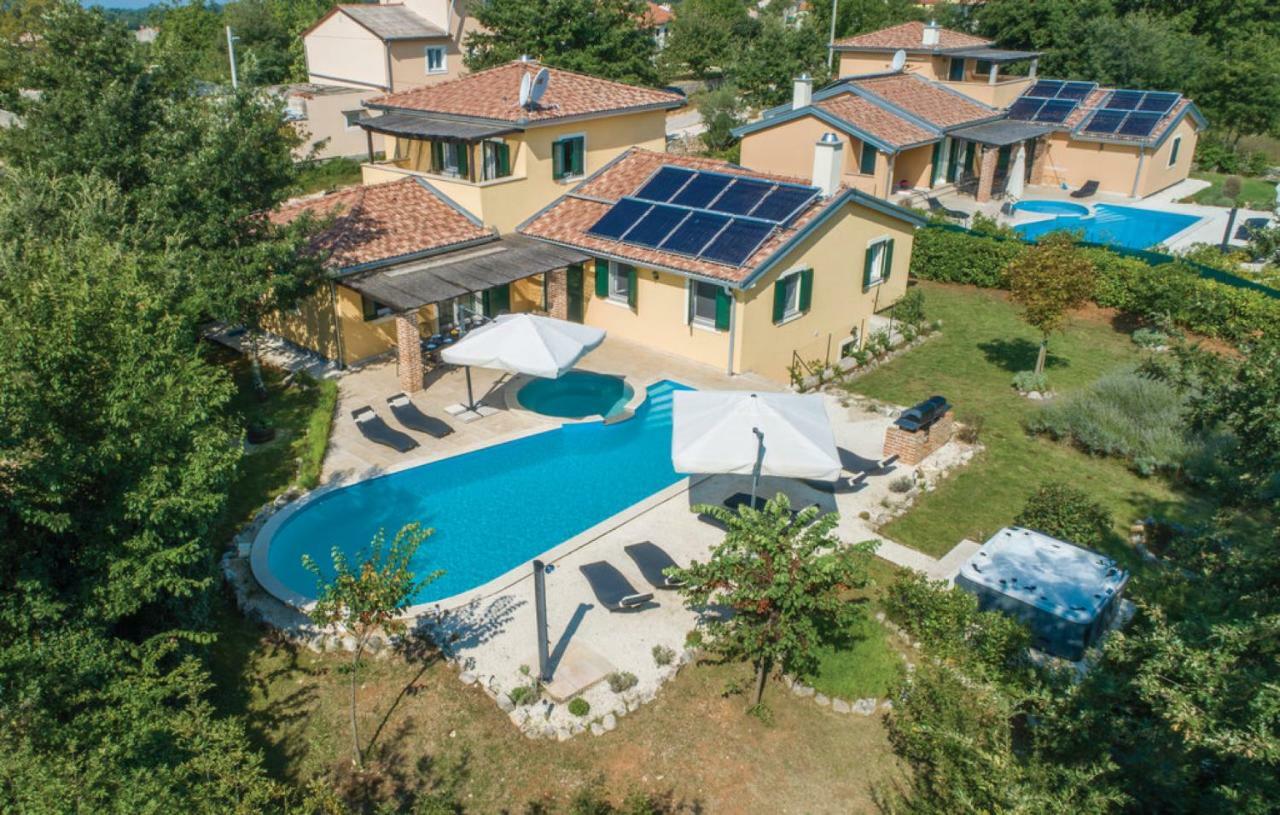 Villas Vea Histria Režanci Екстериор снимка